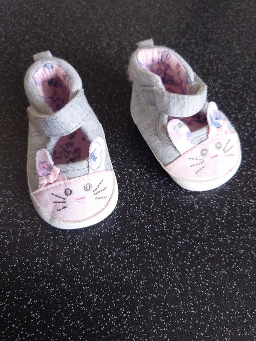  — Baby girls bunny shoes size 0-3 months