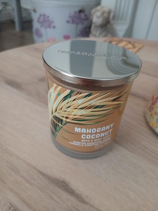  — Bath & Body Works Candle New