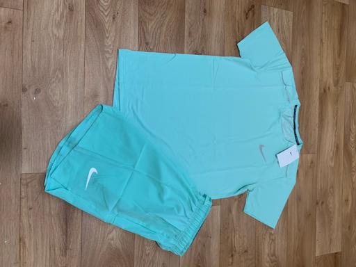  — Brand new size medium