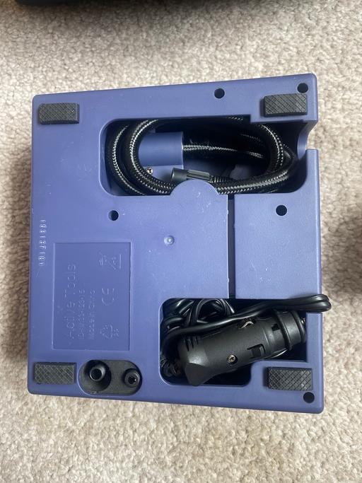  — GM inflator pump with case