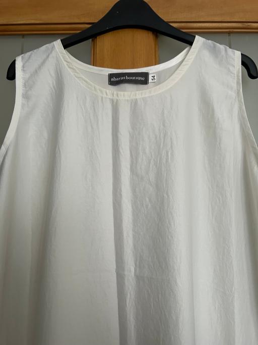  — Abayas Boutique White Slip