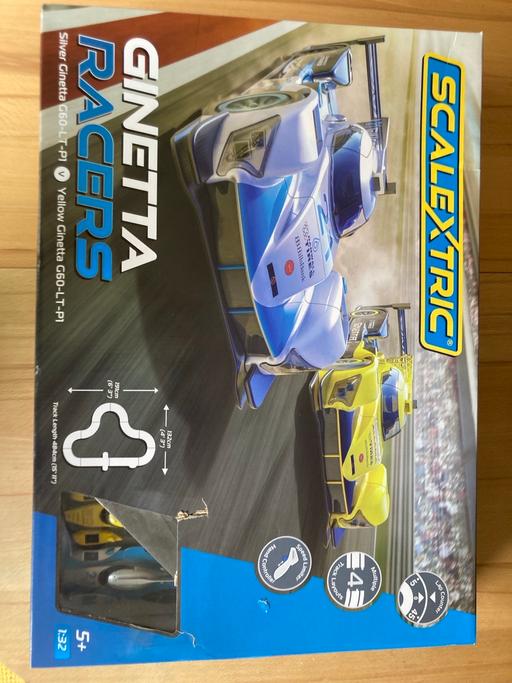  — Scalextric Racing Track Sets - Ginetta Racers