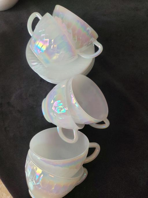  — cups and saucers collection only