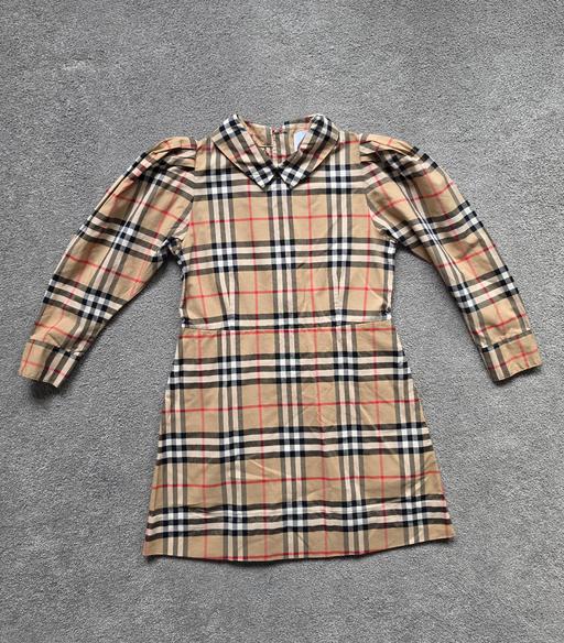  — Burberry girls dress age 5-6