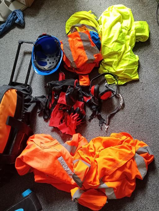  — bundle of PPE