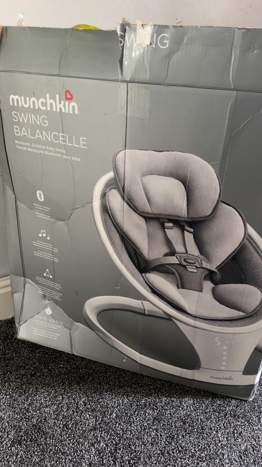  — Bouncer chair