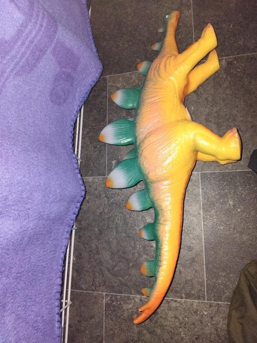  — large talking dinosaur