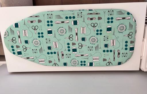  — Table top ironing board