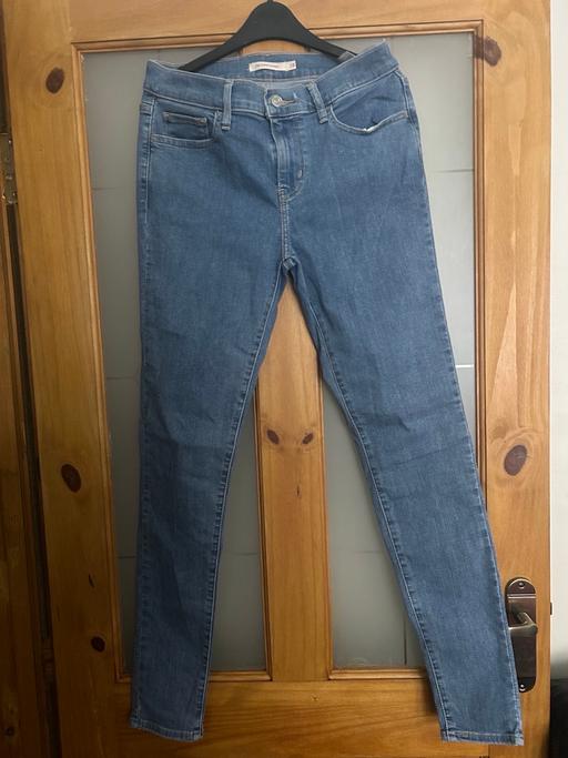  — Levi’s Super Skinny Jeans