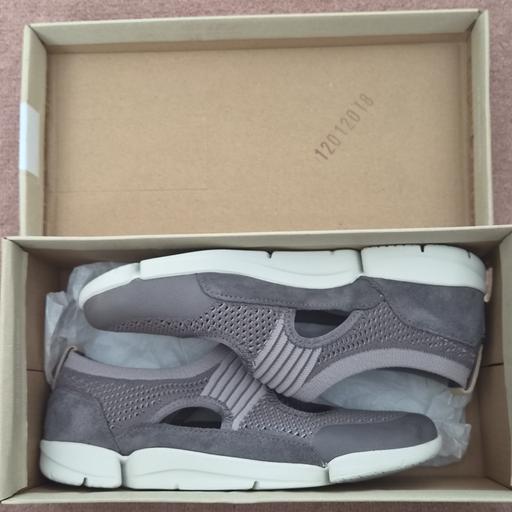  — Clarks ella shoes