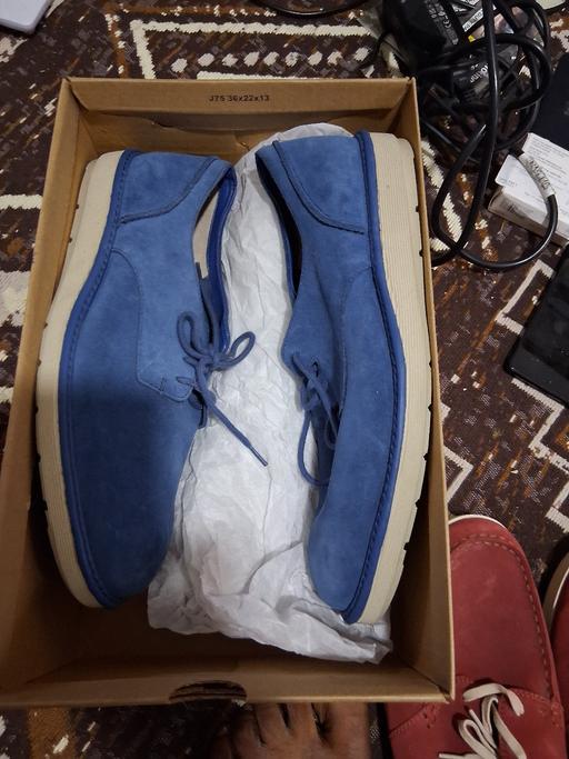  — Clarks men shoes
