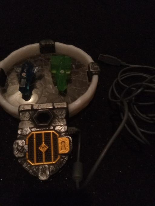  — Skylanders trap team bundle
