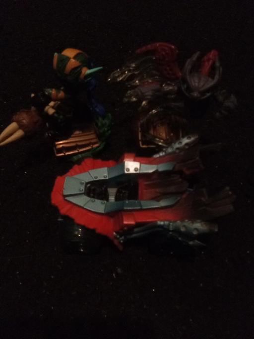  — Skylanders superchargers bundle