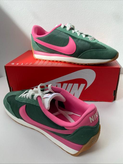  — Brand new womens Nike pacific uk7.5 trainers