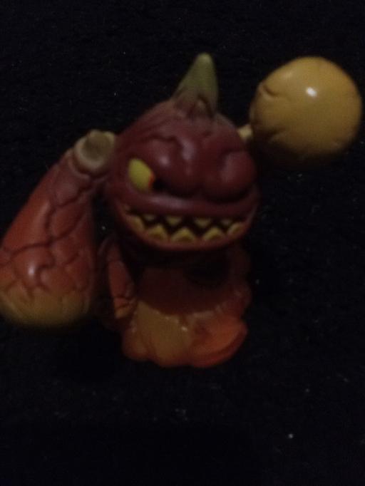  — Skylanders spyros adventure Eruptor