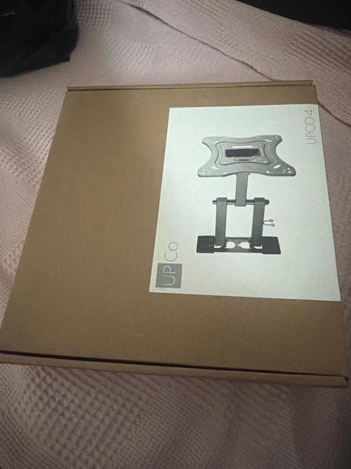  — Articulated TV wall mount