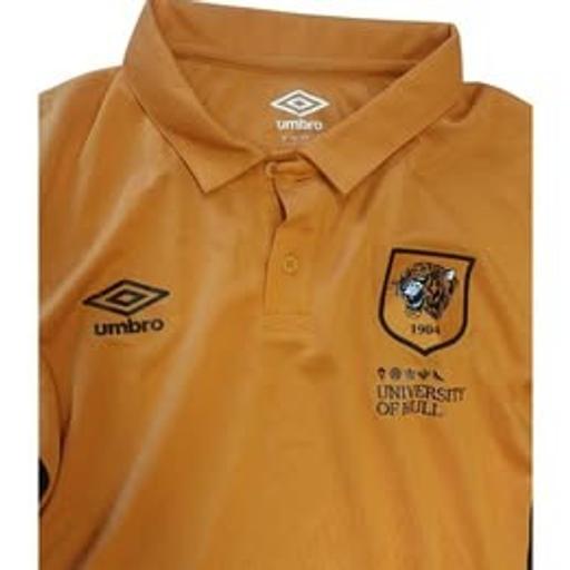  — Umbro hull city s size half sleeve