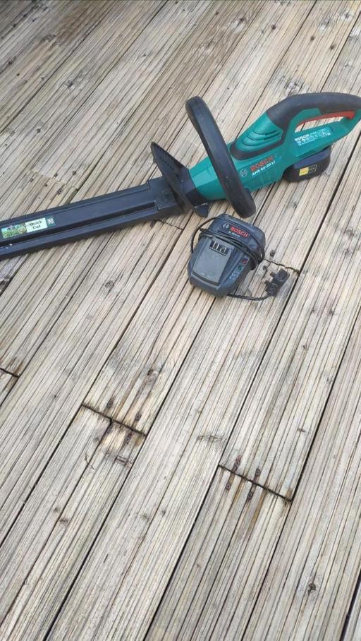  — Bosch heavy duty cordless hedge trimmer