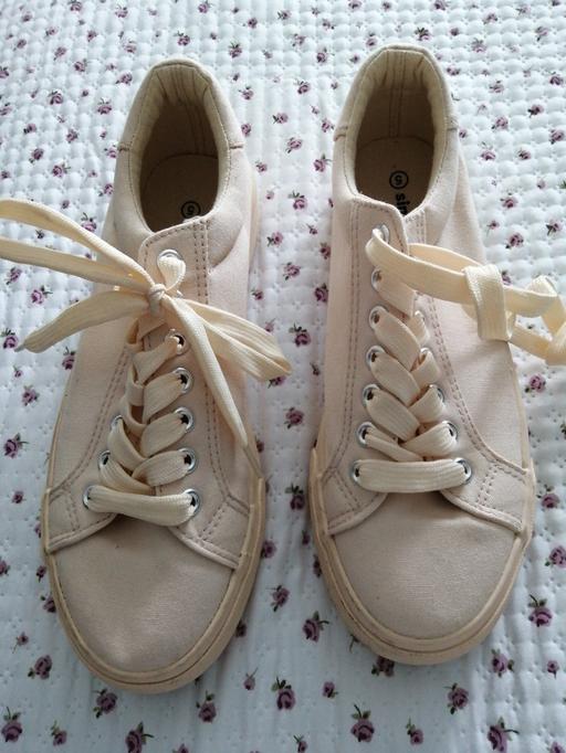  — ladies size *5*