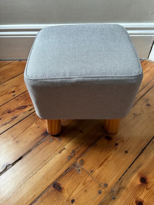  — Footstool
