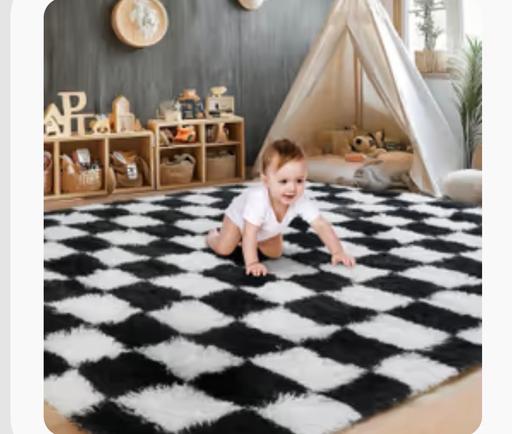  — Choshome XL checkered shaggy rug-200/300