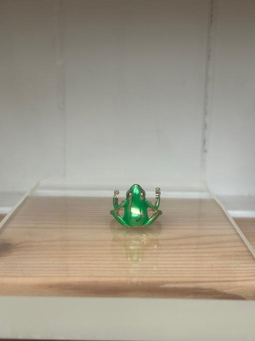  — Adjustable Adorable Frog Ring