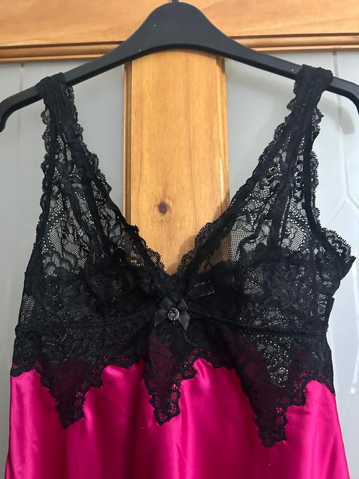 — Boux Avenue Nightdress