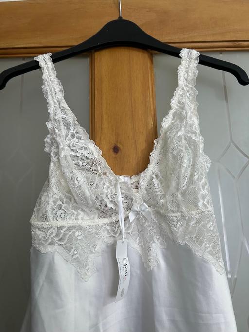  — Boux Avenue Nightdress