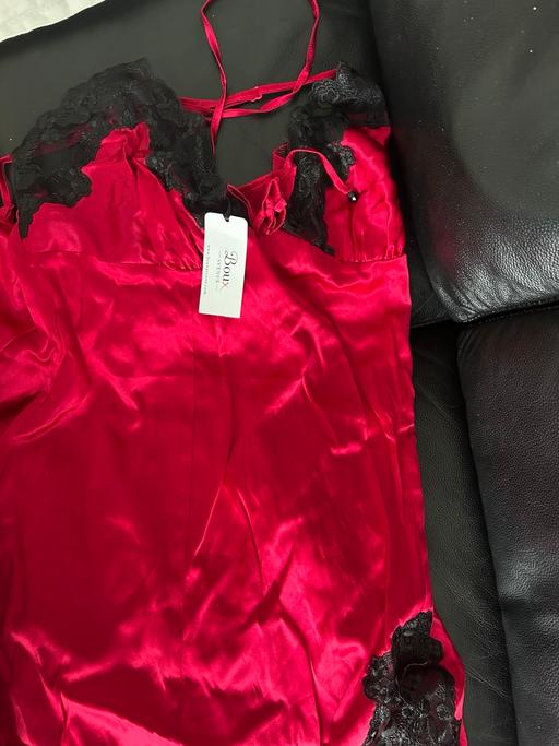  — Boux Avenue Nightdress