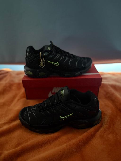 — Nike TN Air Max Plus - black volt