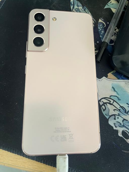  — Samsung Galaxy S22