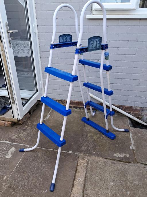 — Above Ground Pool Ladder