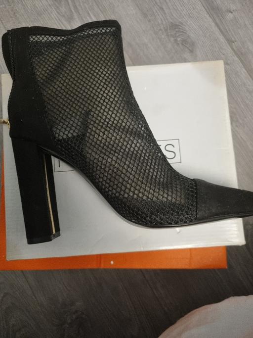  — boots