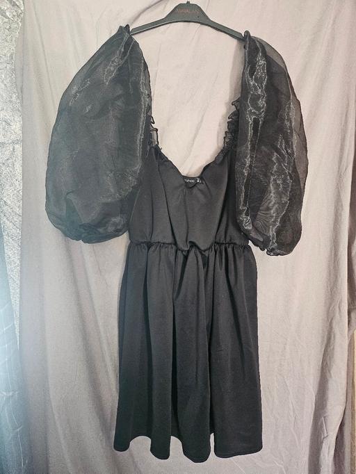  — boohoo dress
