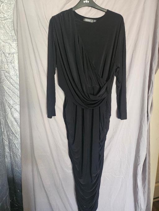  — missguided maxi dress