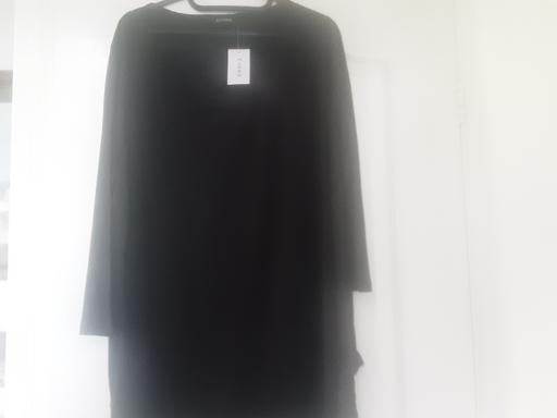  — Ladies size 20 BNWT black Evans top
