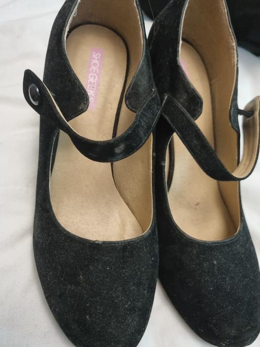  — shoes