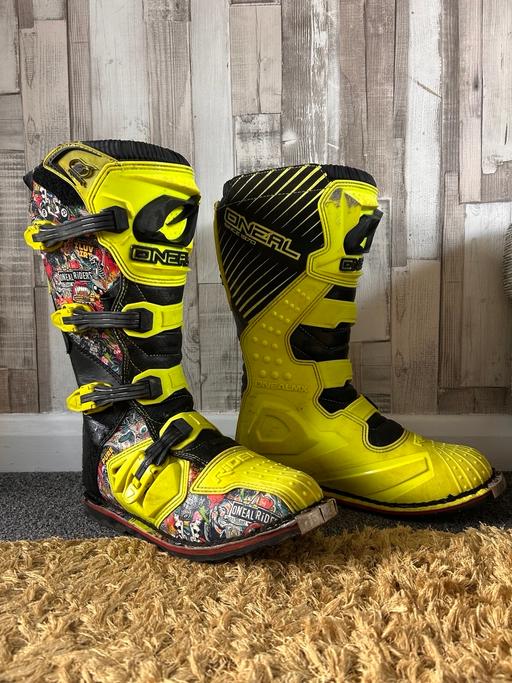  — Motorcycle boots size 11