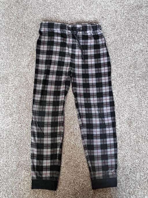  — Boys grey checked pyjamas bottoms 7-8years