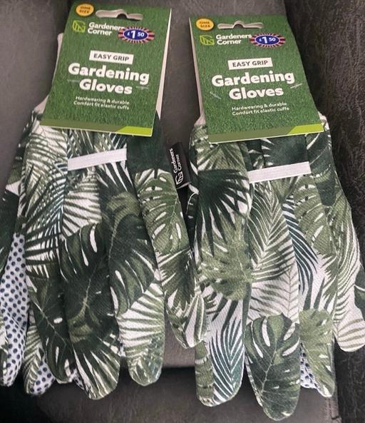  — Gardening gloves