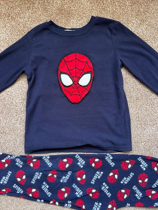  — Boys Spider-Man fleece pyjamas 6-7years