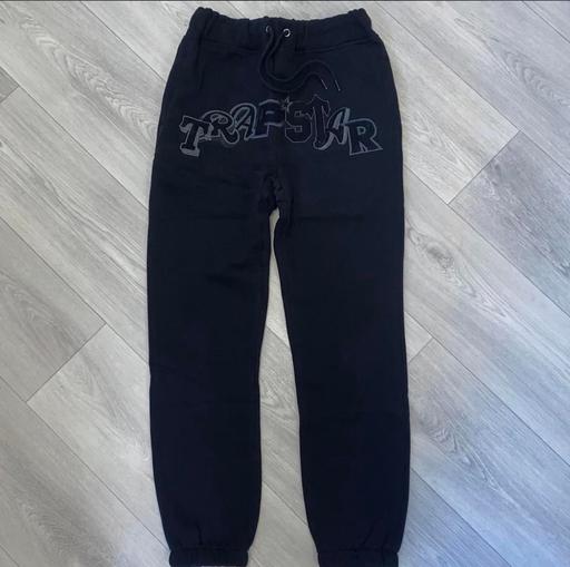  — Trapstar tracksuit