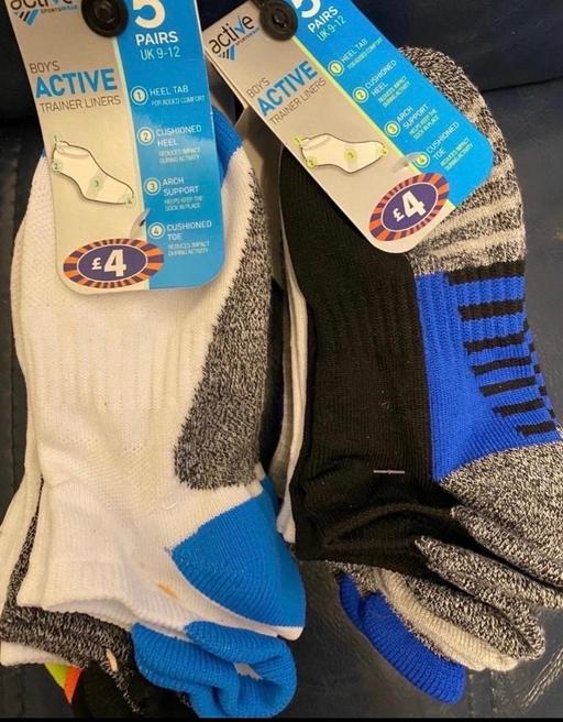  — Boys trainer socks size 9-12
