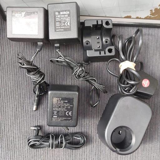  — AC/DC power adaptors/Chargers 6V 7.5V 15V 1.4