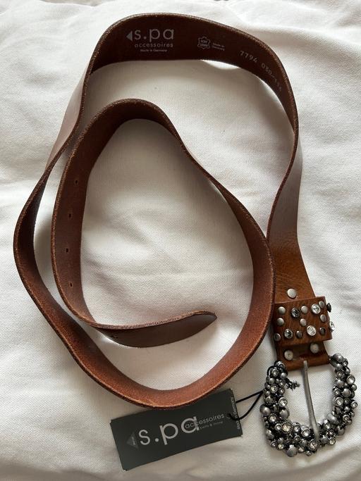  — Tan Belt