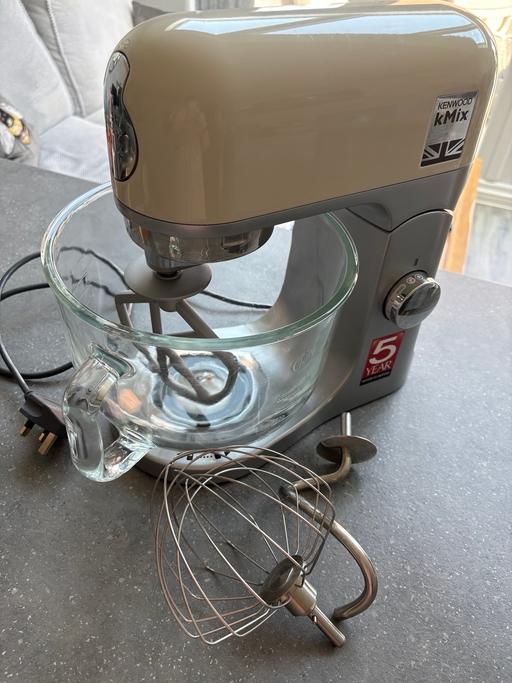  — Kenwood kmix