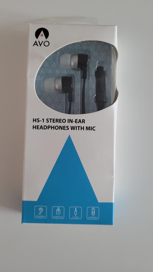  — AVO Headphones With Mic