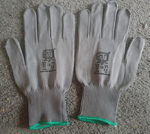  — Mens XL Garden/Work Gloves