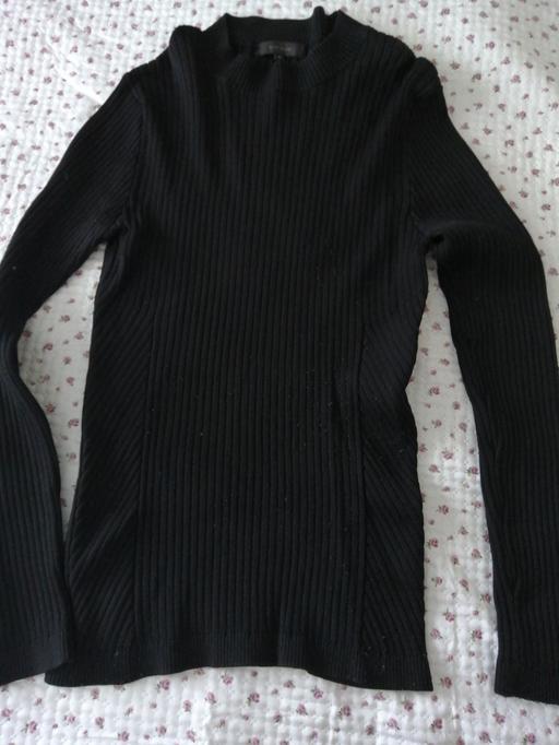  — jumper size *M*