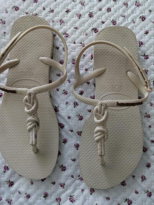  — ladies size *6*